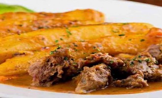 FOOD & DRINK | Chicken Luwombo – A Must-Try Dish in Uganda